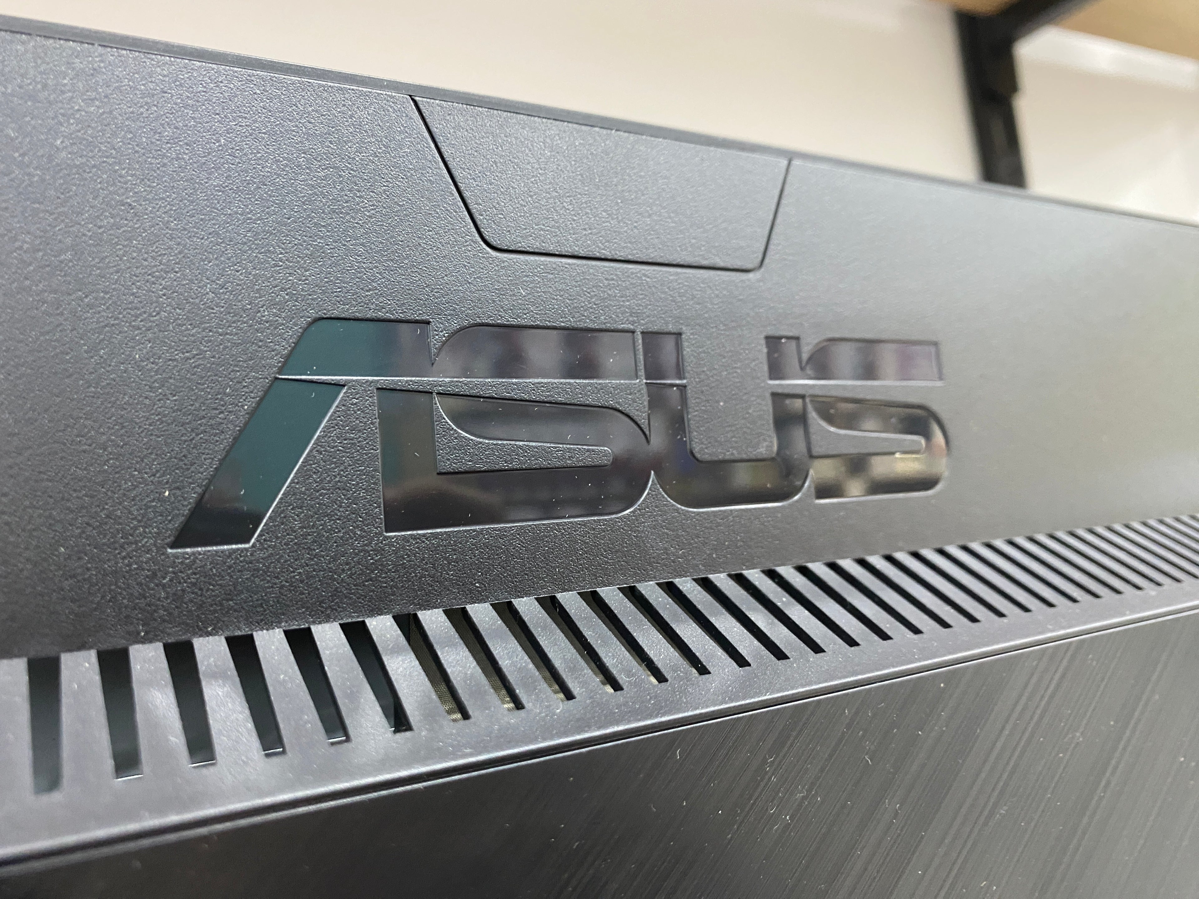 Ecran ASUS 24" iPS 60Hz
