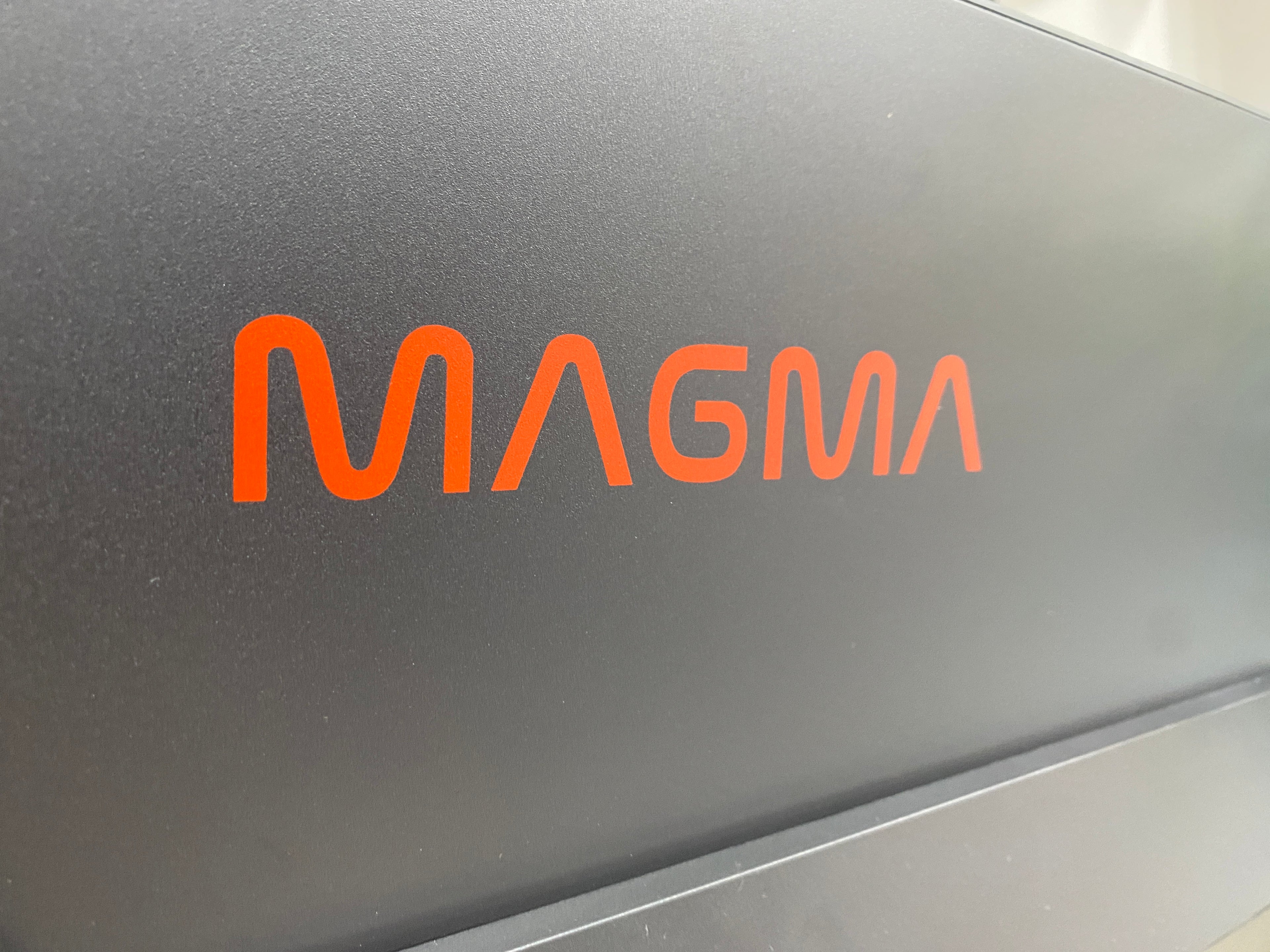 ECRAN MAGMA 22" 100Hz